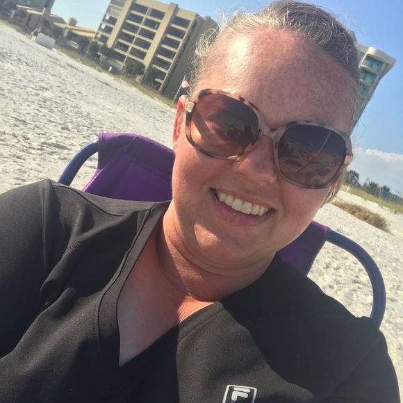 Meet your Posher, Jenny - Picture 1 of 1